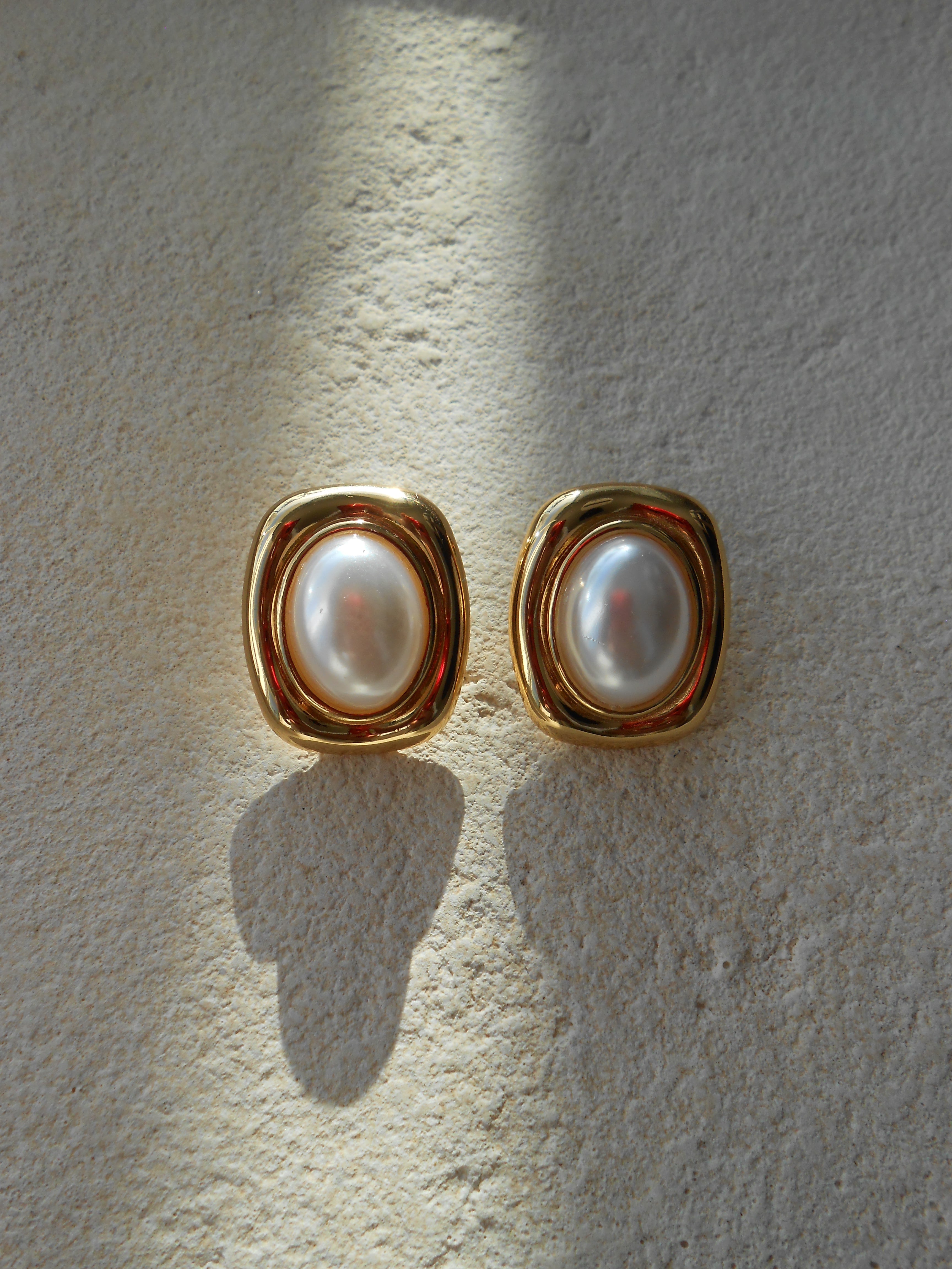 Boucles d'oreilles Glazed dorées nacrées en acier inoxydable